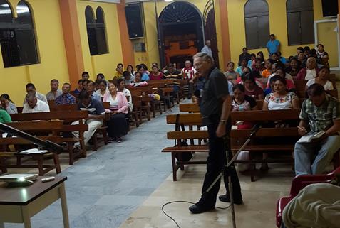 Conferencia de Permanece en Cristo en Santo Domingo, Ecuador.